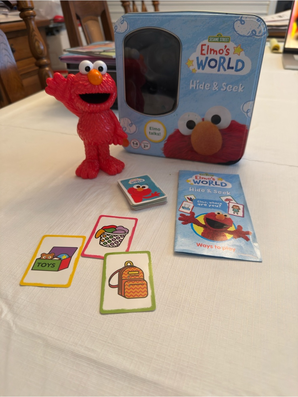 Sesame Street Elmos World Hide & Seek